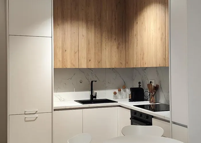 New Bazaar Retreat 1 Tirana